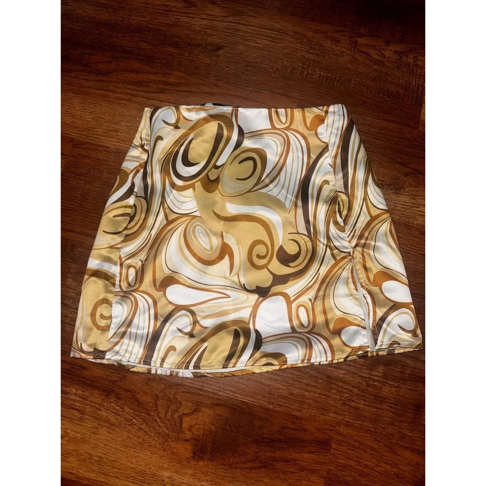 Princess Polly Brown Gold Swirl Print Satin Mini Skirt Retro 70s Style Size 2